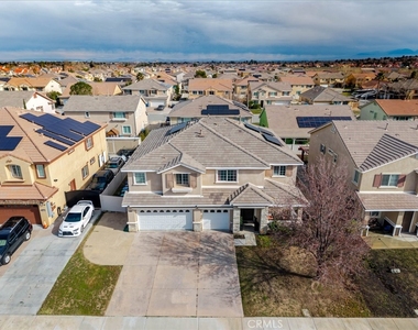 39112 Desert Holly Lane - Photo Thumbnail 36