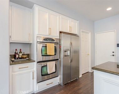 39112 Desert Holly Lane - Photo Thumbnail 14