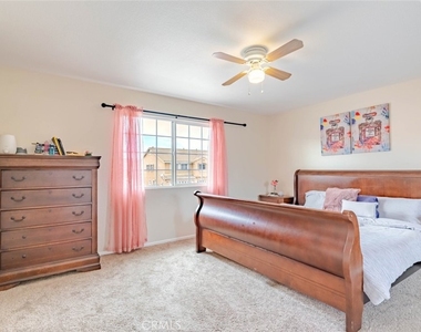 39112 Desert Holly Lane - Photo Thumbnail 20