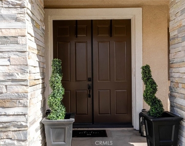 39112 Desert Holly Lane - Photo Thumbnail 1