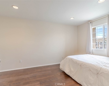 39112 Desert Holly Lane - Photo Thumbnail 22