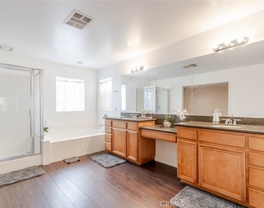 39112 Desert Holly Lane - Photo Thumbnail 30