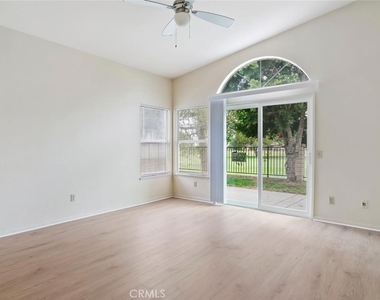 2117 Bermuda Dunes - Photo Thumbnail 11