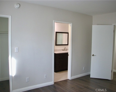14560 Clark Street - Photo Thumbnail 3