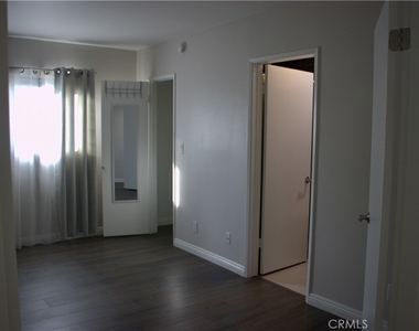 14560 Clark Street - Photo Thumbnail 4