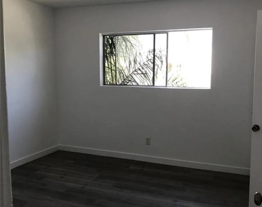 4444 Centinela Avenue - Photo Thumbnail 8