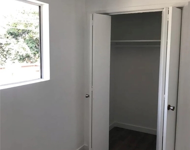 4444 Centinela Avenue - Photo Thumbnail 9