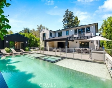 5150 Beeman Avenue - Photo Thumbnail 60