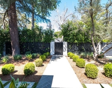 5150 Beeman Avenue - Photo Thumbnail 5