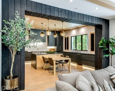 5150 Beeman Avenue - Photo Thumbnail 13
