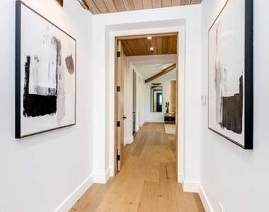 5150 Beeman Avenue - Photo Thumbnail 25