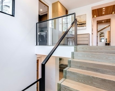 5150 Beeman Avenue - Photo Thumbnail 23