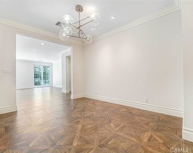 1714 W Oak - Photo Thumbnail 10