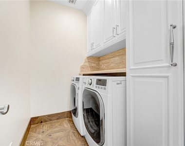 1714 W Oak - Photo Thumbnail 23