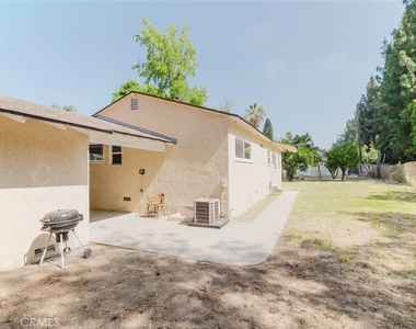 10826 Blucher Avenue - Photo Thumbnail 26
