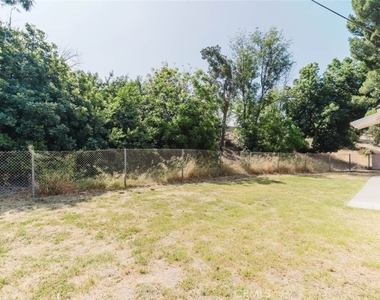 10826 Blucher Avenue - Photo Thumbnail 27