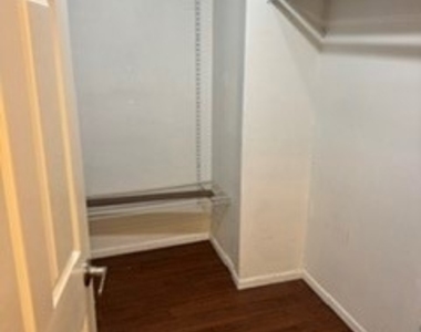 21310 Hiawatha - Photo Thumbnail 4