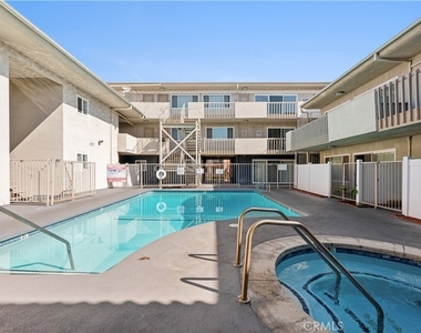 3710 Garnet Street - Photo Thumbnail 2