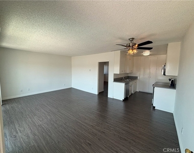 3710 Garnet Street - Photo Thumbnail 7