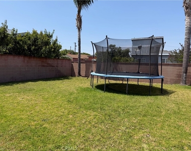 1651 W 215th - Photo Thumbnail 11
