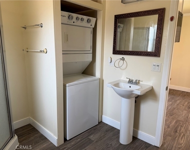 1651 W 215th - Photo Thumbnail 5