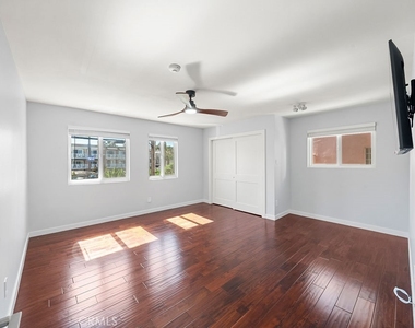 40 15th Street - Photo Thumbnail 19