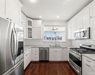40 15th Street - Photo Thumbnail 27