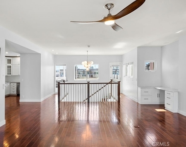 40 15th Street - Photo Thumbnail 6