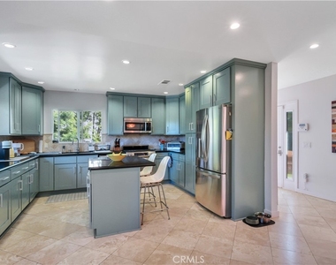 3540 Mountain View - Photo Thumbnail 9
