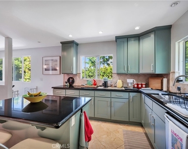 3540 Mountain View - Photo Thumbnail 11