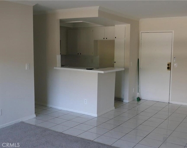 700 W 3rd St #b206 - Photo Thumbnail 1