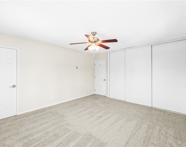 12011 Bailey Street - Photo Thumbnail 31