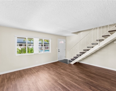 12011 Bailey Street - Photo Thumbnail 9