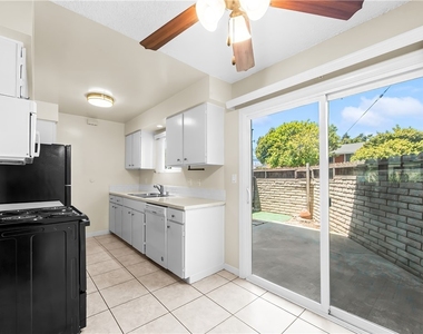 12011 Bailey Street - Photo Thumbnail 16