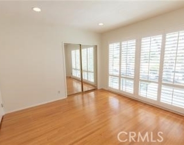 2225 Via Alamitos - Photo Thumbnail 17