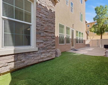 1418 Pershing Road - Photo Thumbnail 23