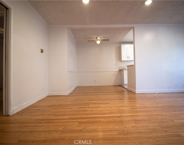 1224 North Mansfield - Photo Thumbnail 3