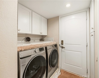 4561 Grandview - Photo Thumbnail 25
