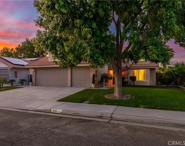 4561 Grandview - Photo Thumbnail 2