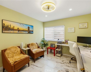 4561 Grandview - Photo Thumbnail 22