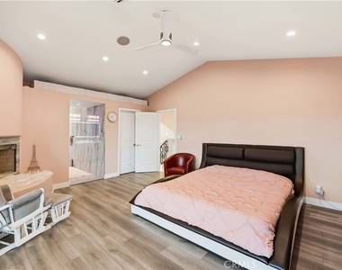 4561 Grandview - Photo Thumbnail 28