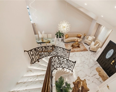 4561 Grandview - Photo Thumbnail 26