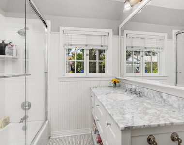840 Victoria Drive - Photo Thumbnail 22