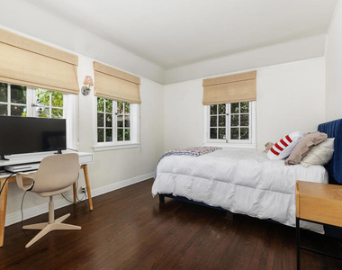 840 Victoria Drive - Photo Thumbnail 19