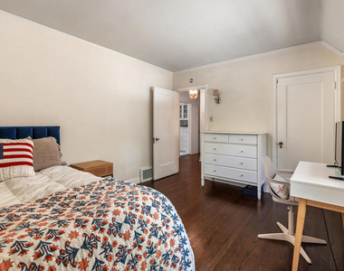 840 Victoria Drive - Photo Thumbnail 18