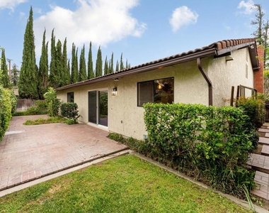 6347 N Muscatel Avenue - Photo Thumbnail 25