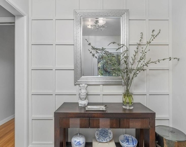 2030 N Altadena Drive - Photo Thumbnail 2