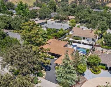 2030 N Altadena Drive - Photo Thumbnail 59