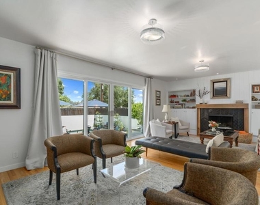 2030 N Altadena Drive - Photo Thumbnail 3