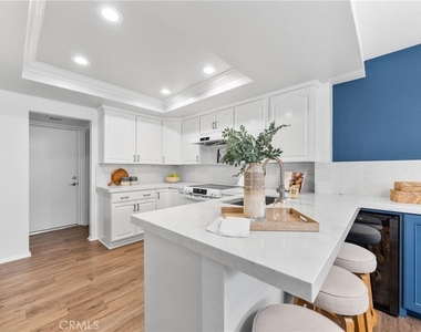 51 Ashbrook - Photo Thumbnail 5